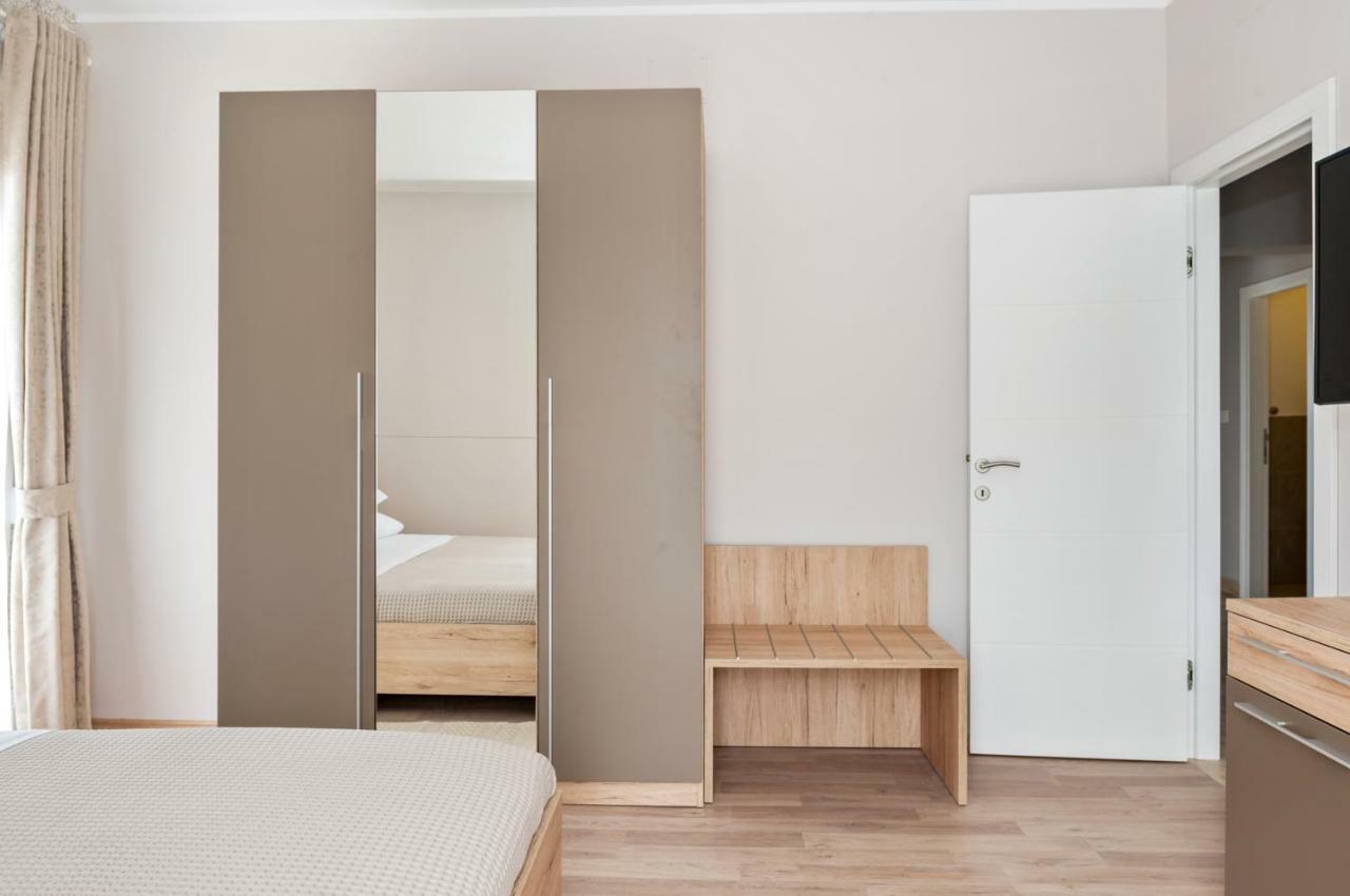 Aaa Anic Amazing Deluxe Apartman *