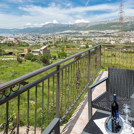 Aaa Anic Amazing Apartments Deluxe Split Exterior photo